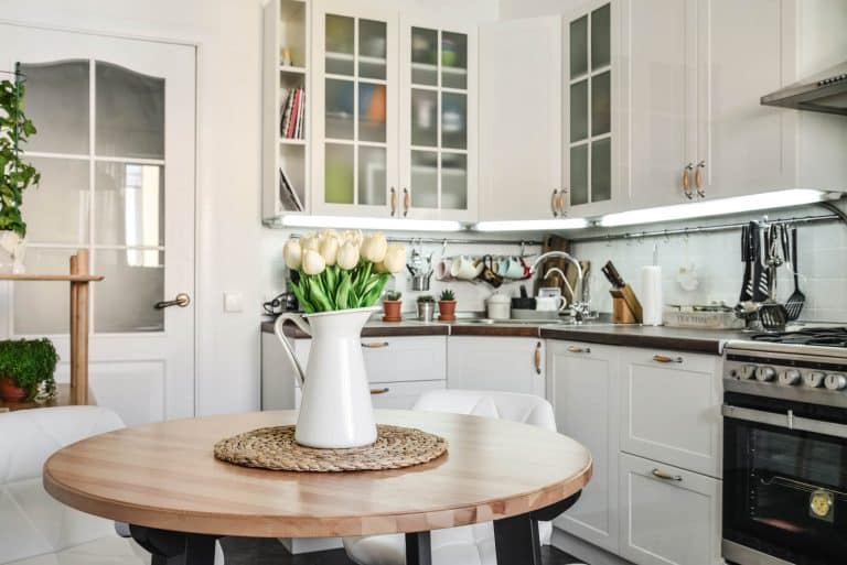 The Pros and Cons of Kitchen Cabinet Materials in New Orleans, LA