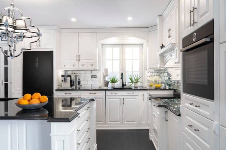 Selecting the Ideal Shade of White Color for Your Kitchen in New Orleans, LA