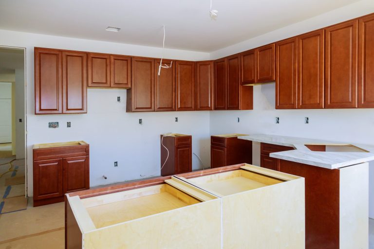 How Can You Tell Cheap Kitchen Cabinets in New Orleans, LA?